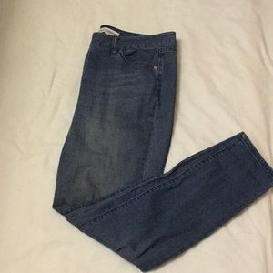 Artisan NY Skinny Jeans